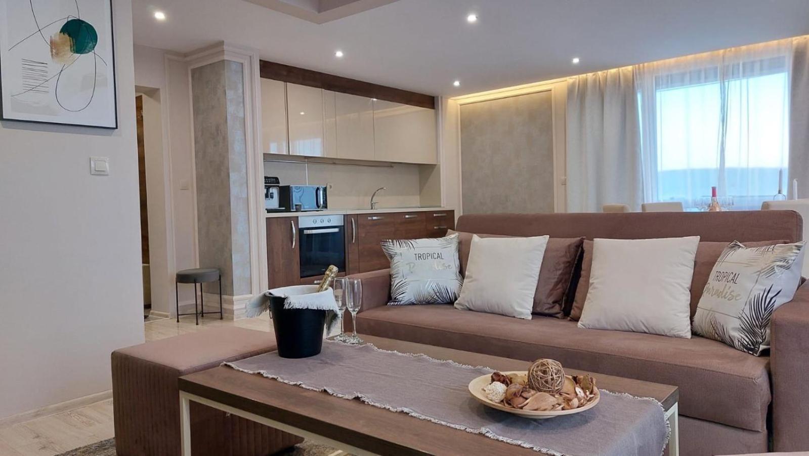 Paradiso 'В' 607 Large Luxury Apartment Несебир Екстер'єр фото